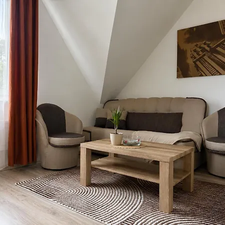 Lesny Dvor Retreat *