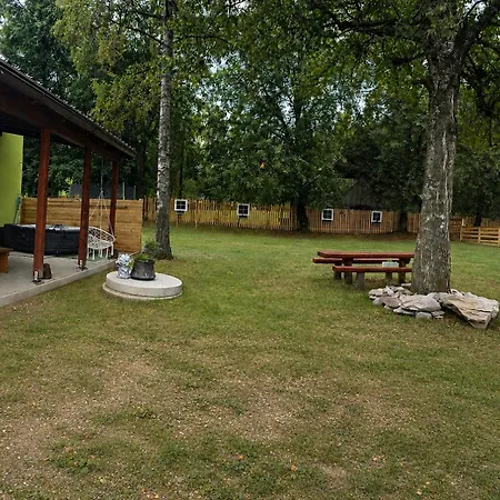 Lesny Dvor Retreat 아파트 Spišské Bystré